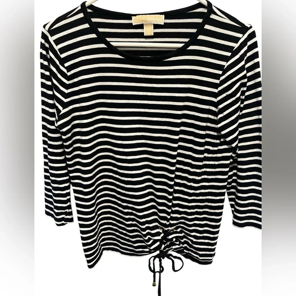 Michael Kors vintage Black and White Striped 3/4 sleeve blouse Medium